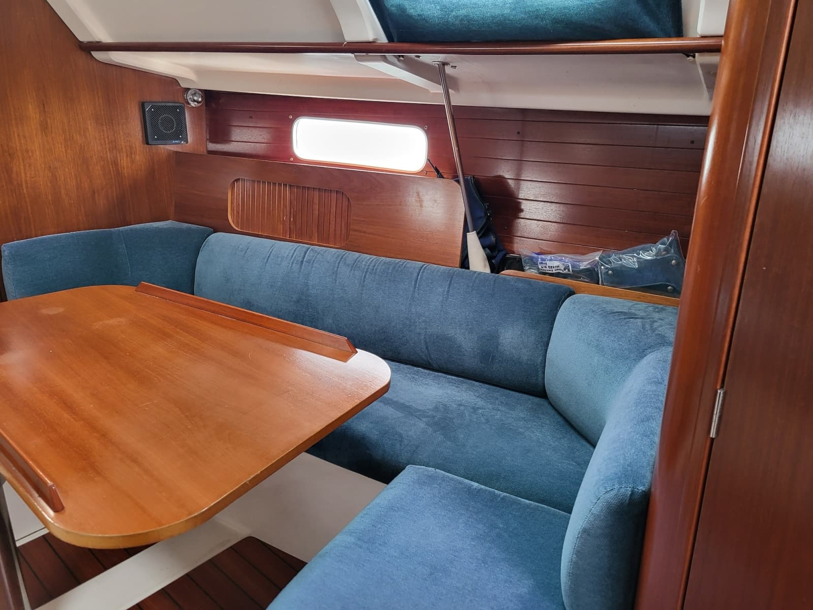 1996 Beneteau Oceanis 321 - Photo 7