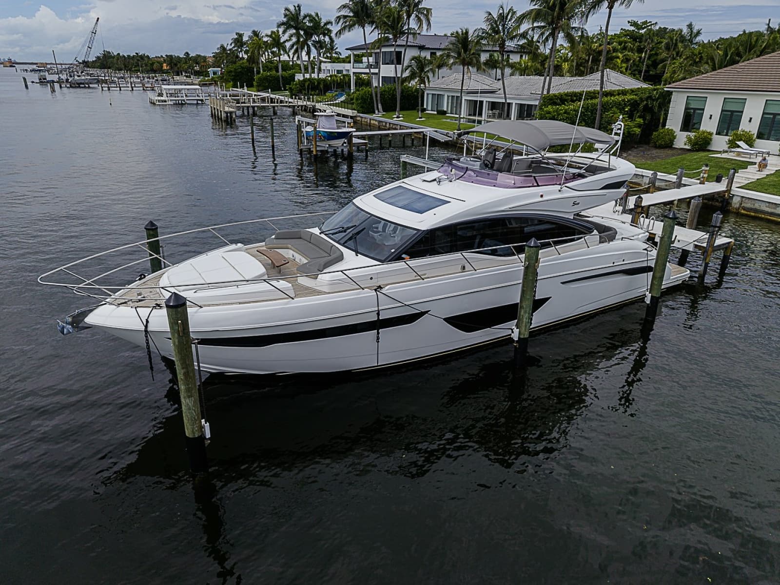 2017 Princess S65 - Photo 1