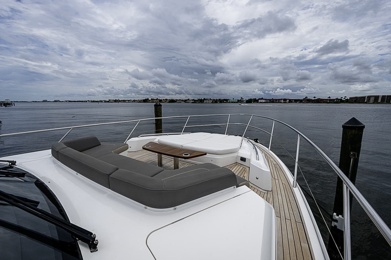 2017 Princess S65 - Photo 82