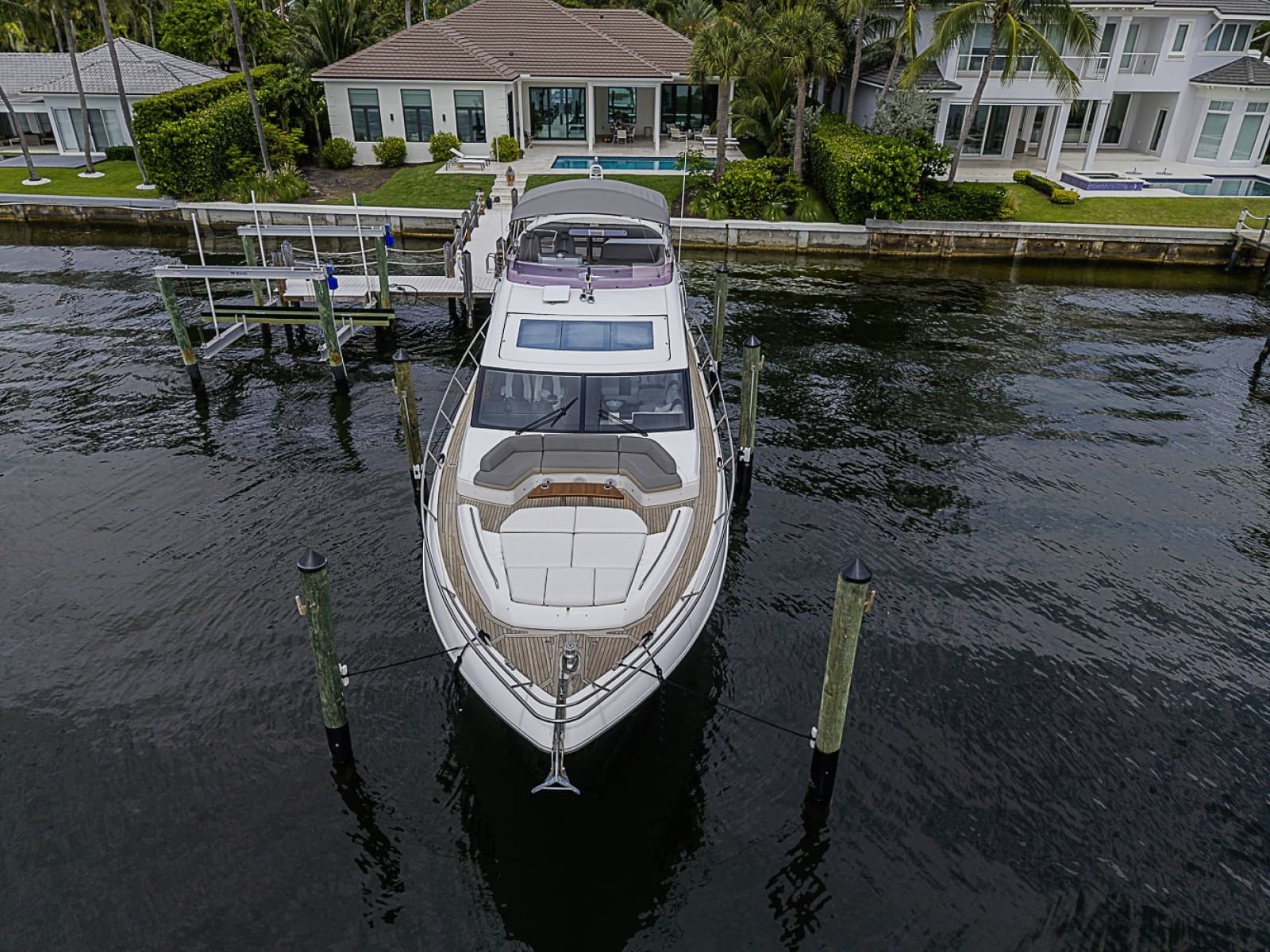 2017 Princess S65 - Photo 4