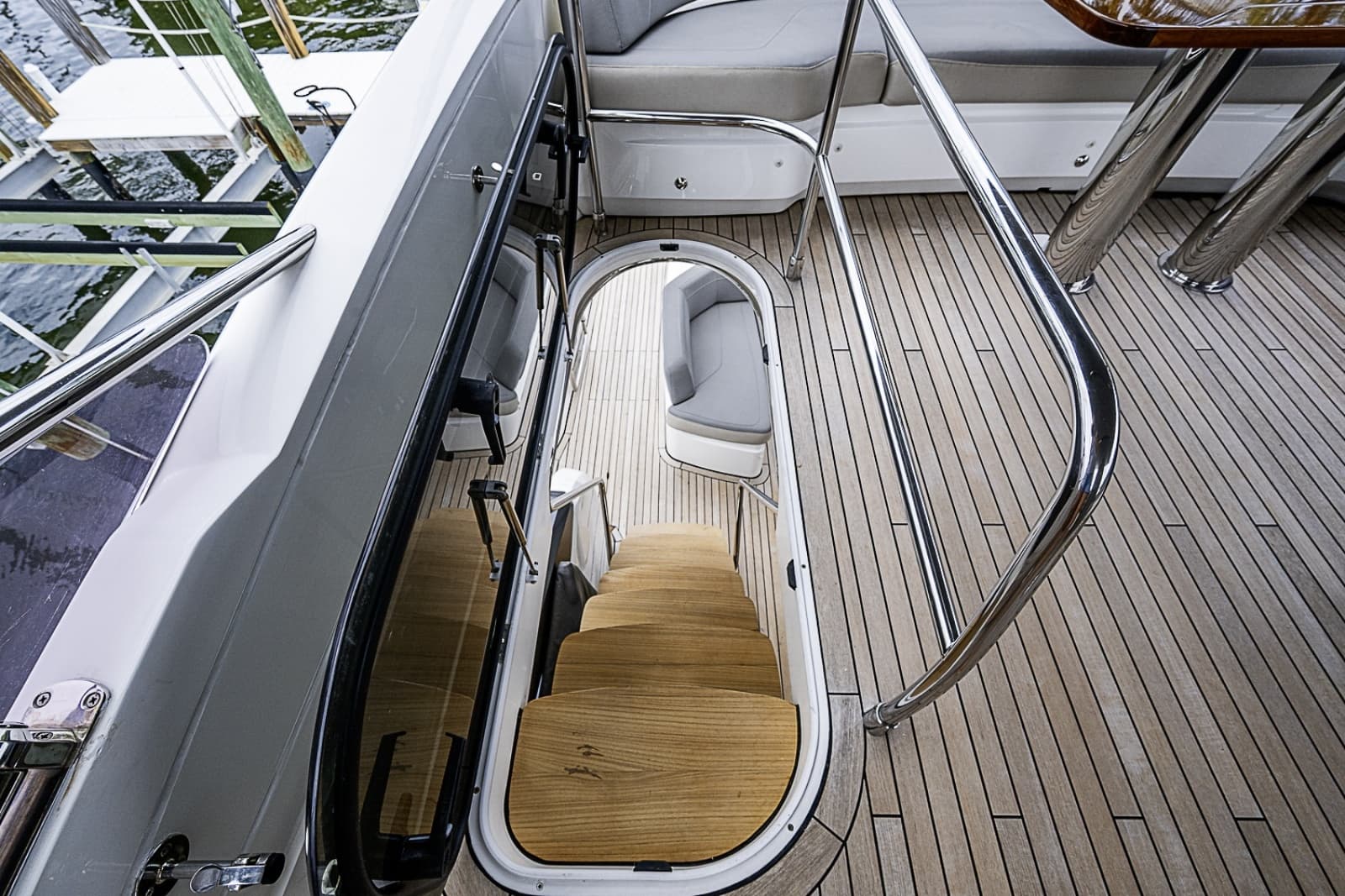 2017 Princess S65 - Photo 80