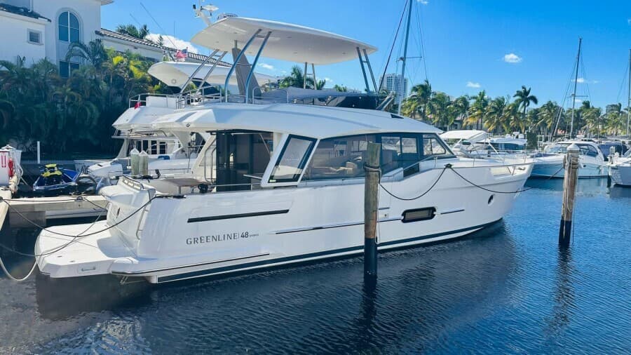 2024 Greenline 48 Fly Hybrid - Photo 1