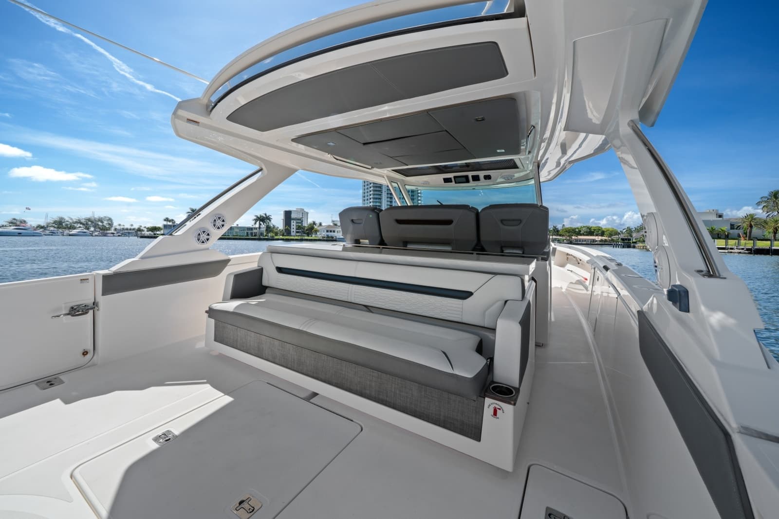 2020 Tiara Yachts  - Photo 21