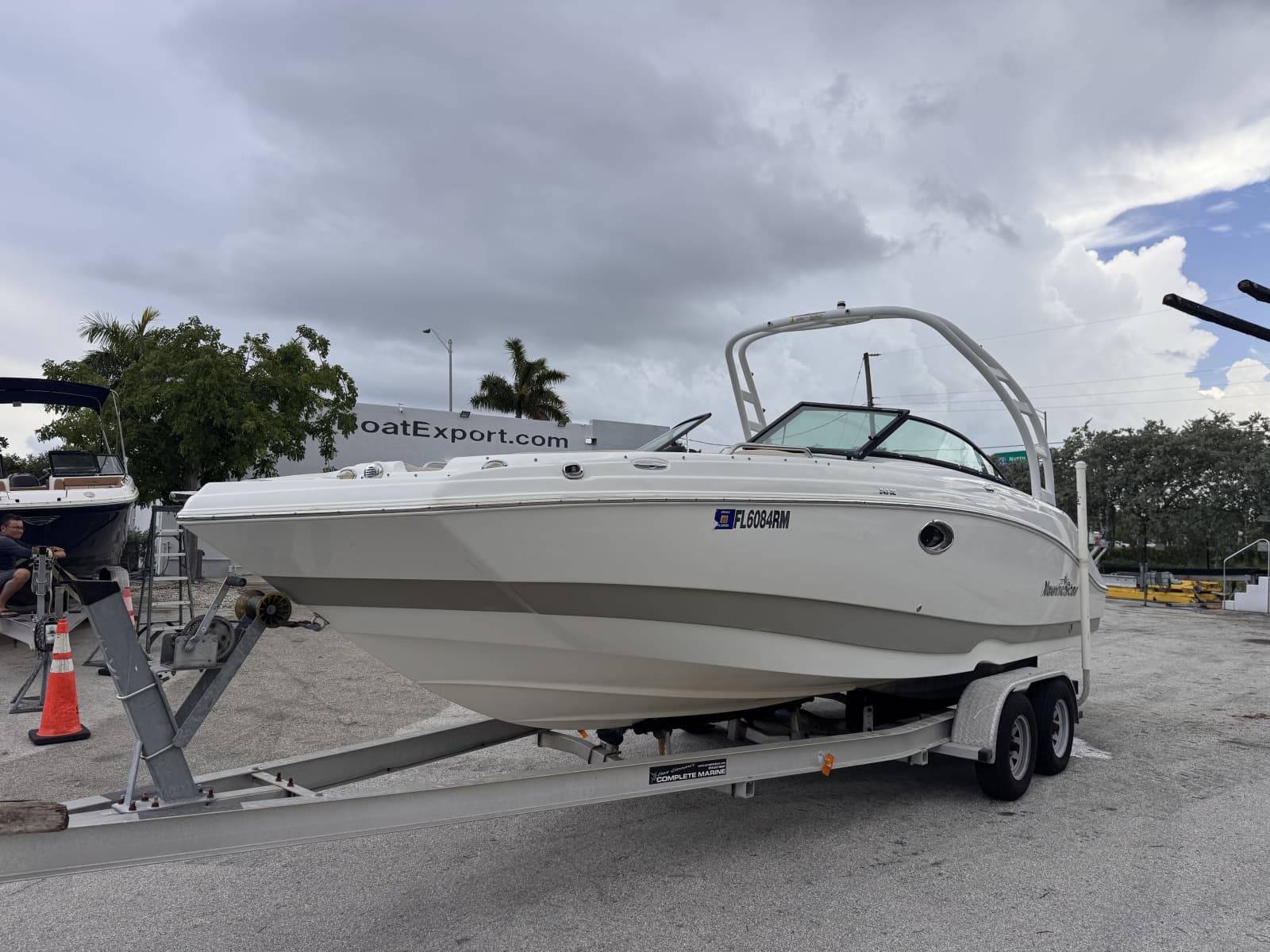 2018 NauticStar 243 DC - Photo 7