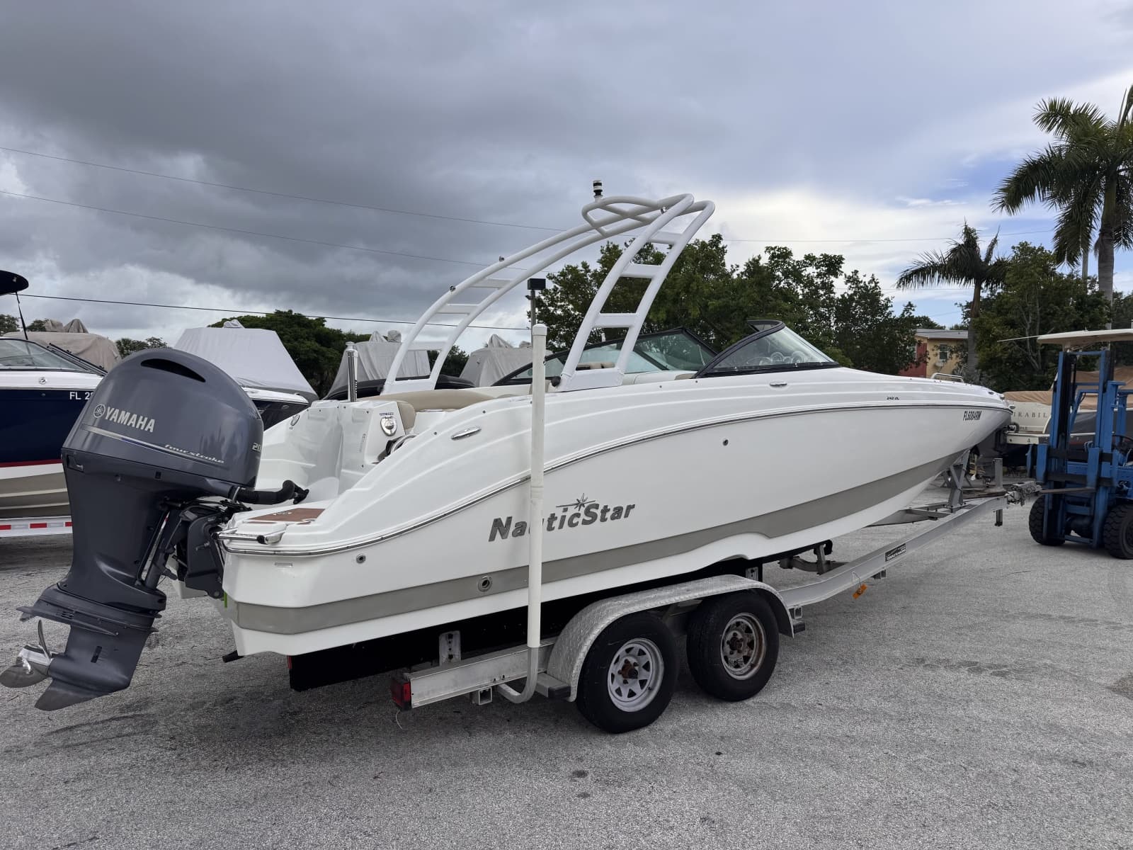 2018 NauticStar 243 DC - Photo 4