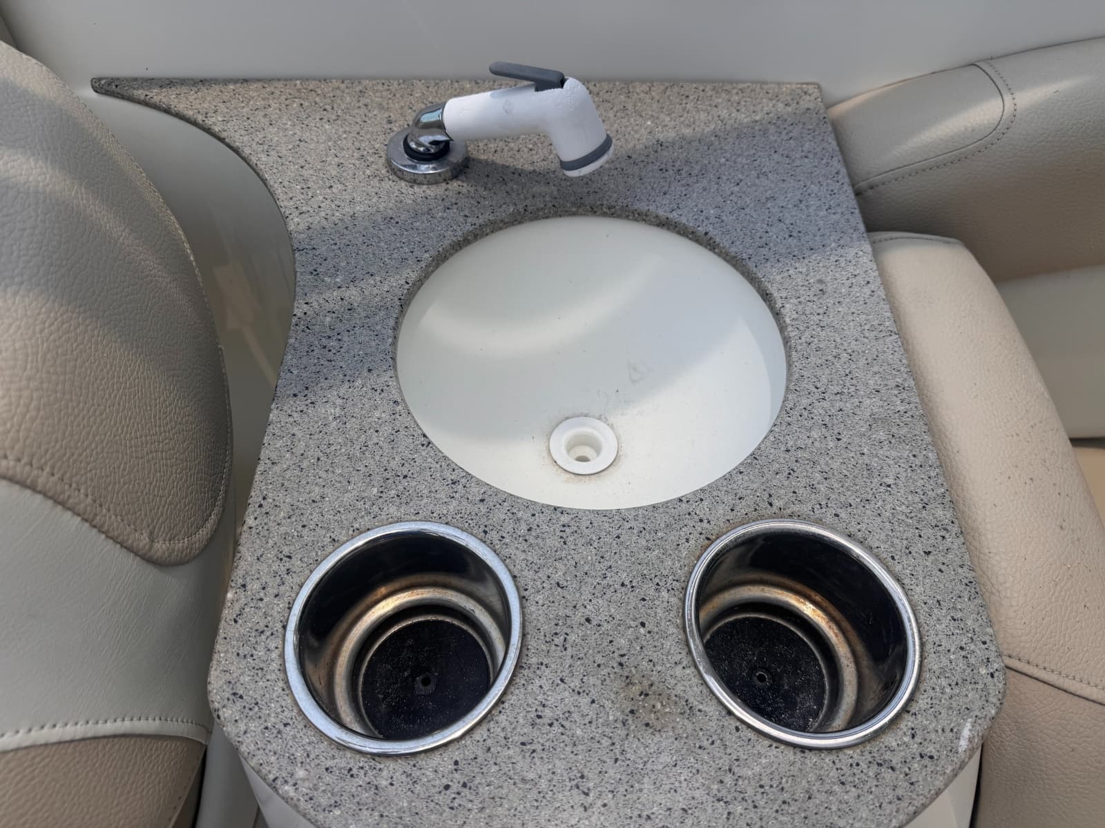 2018 NauticStar 243 DC - Photo 18