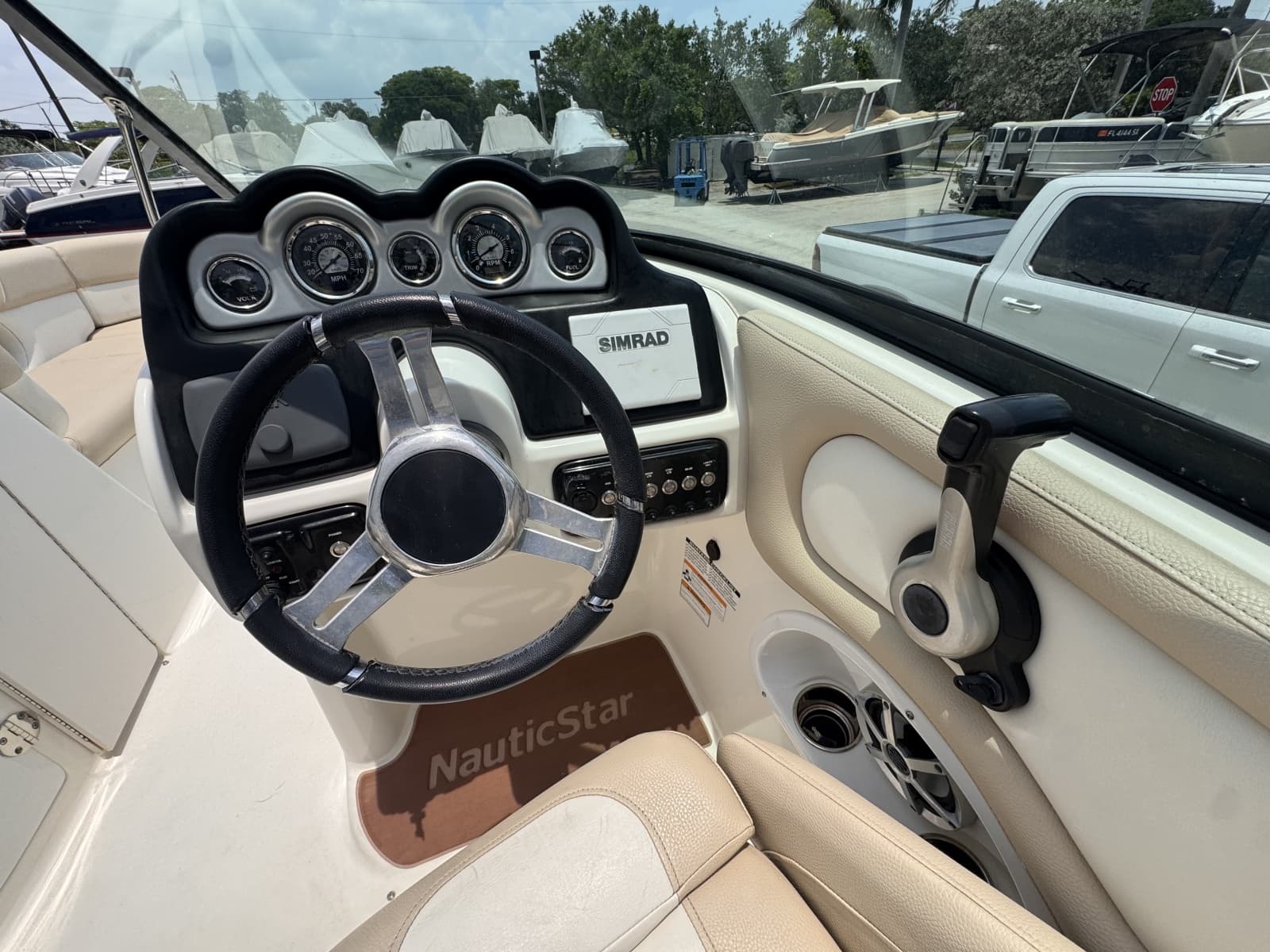 2018 NauticStar 243 DC - Photo 17