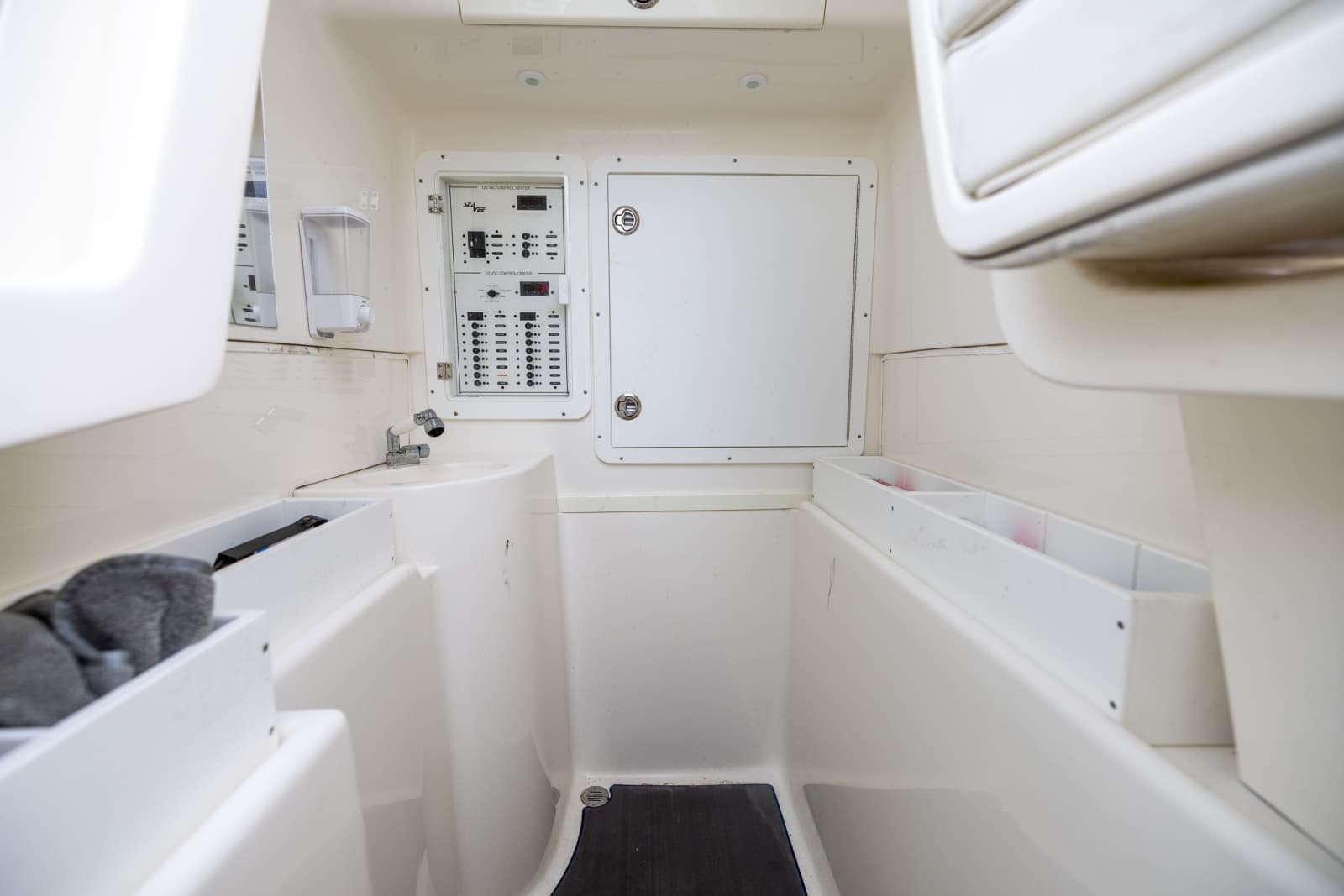 2019 SeaVee 322Z - Photo 59