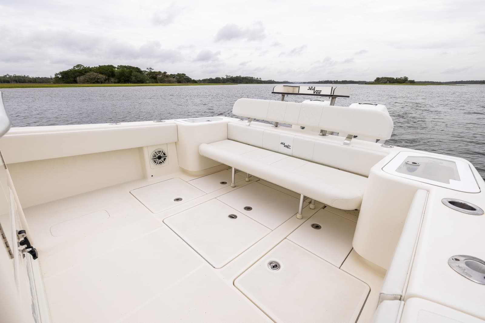 2019 SeaVee 322Z - Photo 42