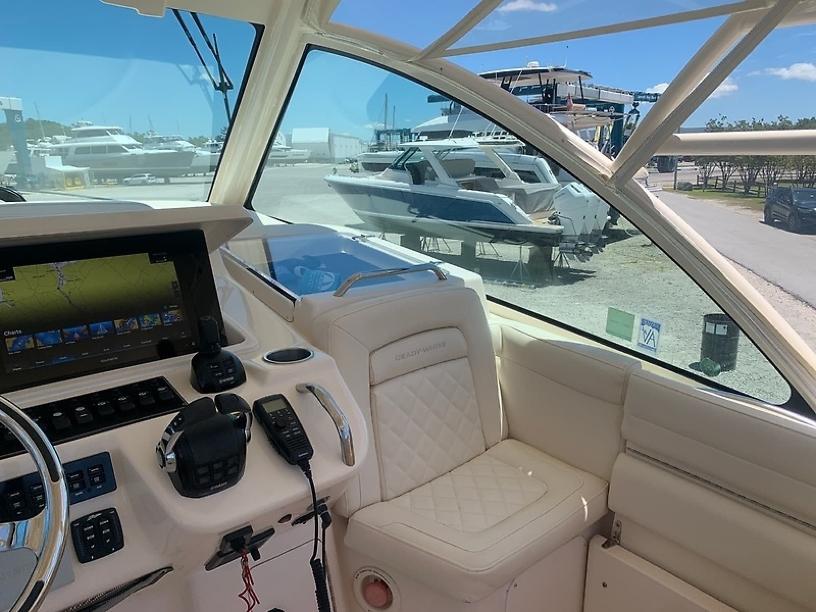 2020 Grady-White 370 Express - Photo 34