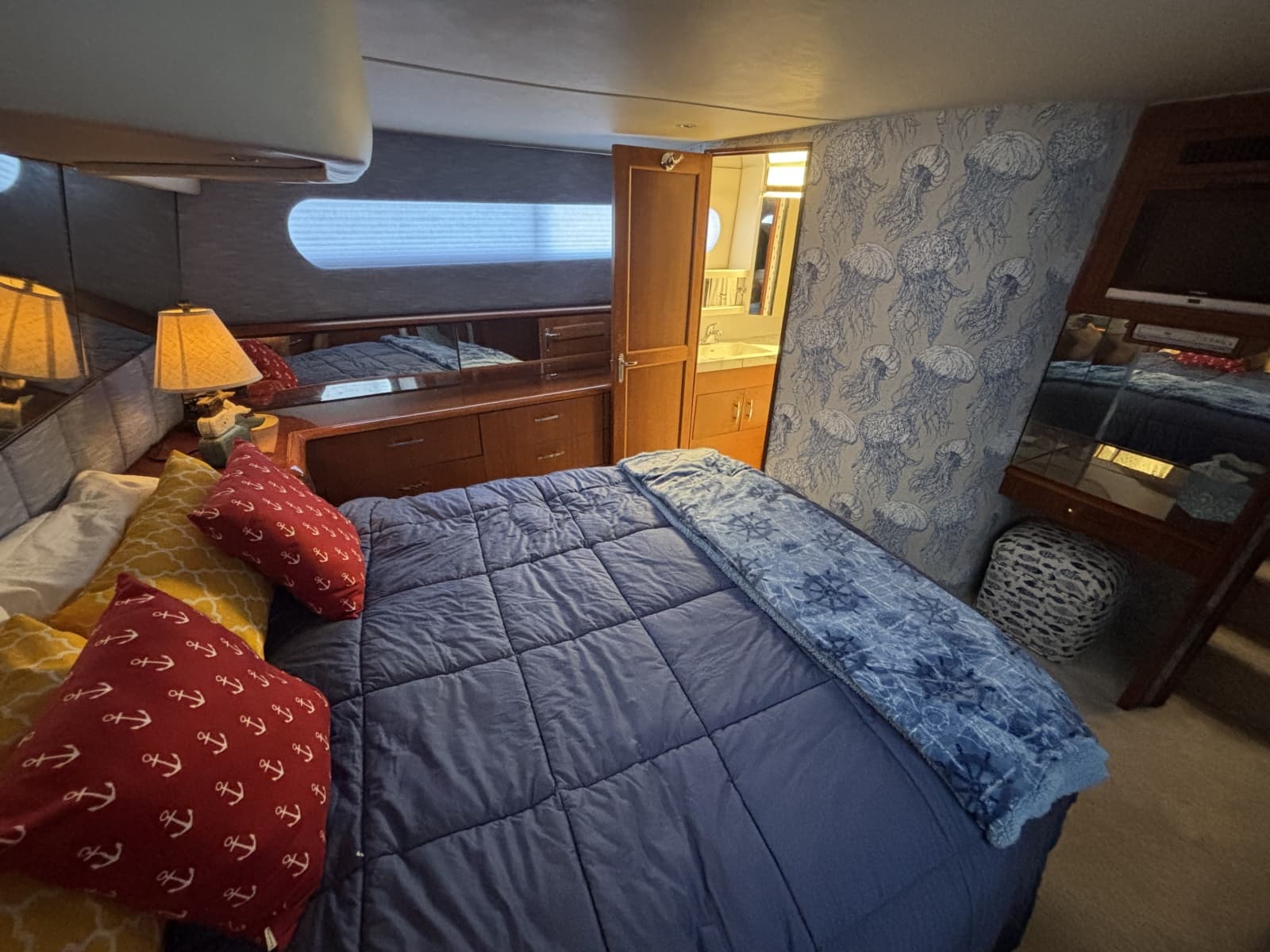 1995 Ocean Cockpit Motor Yacht - Photo 18