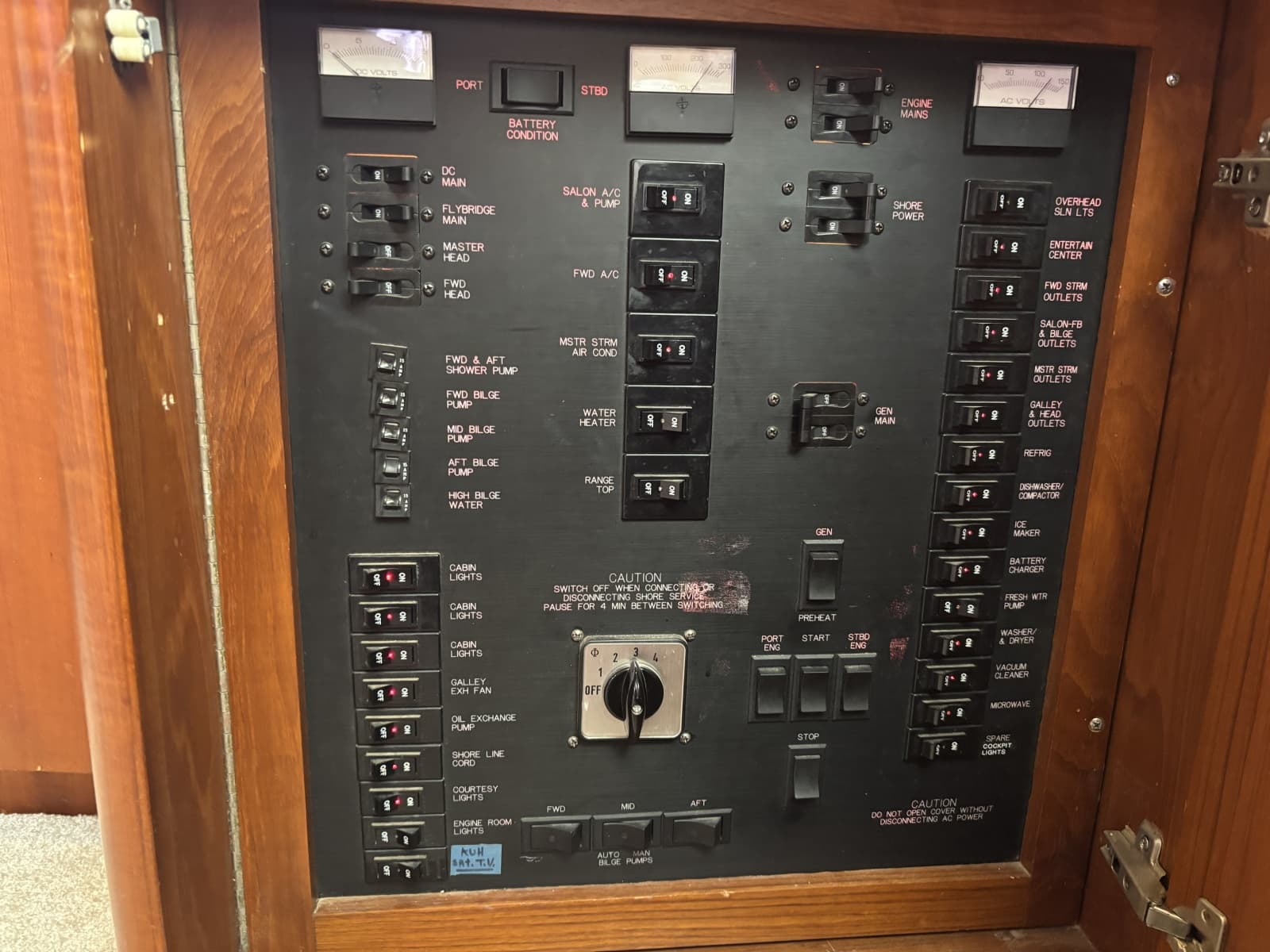 1995 Ocean Cockpit Motor Yacht - Photo 32