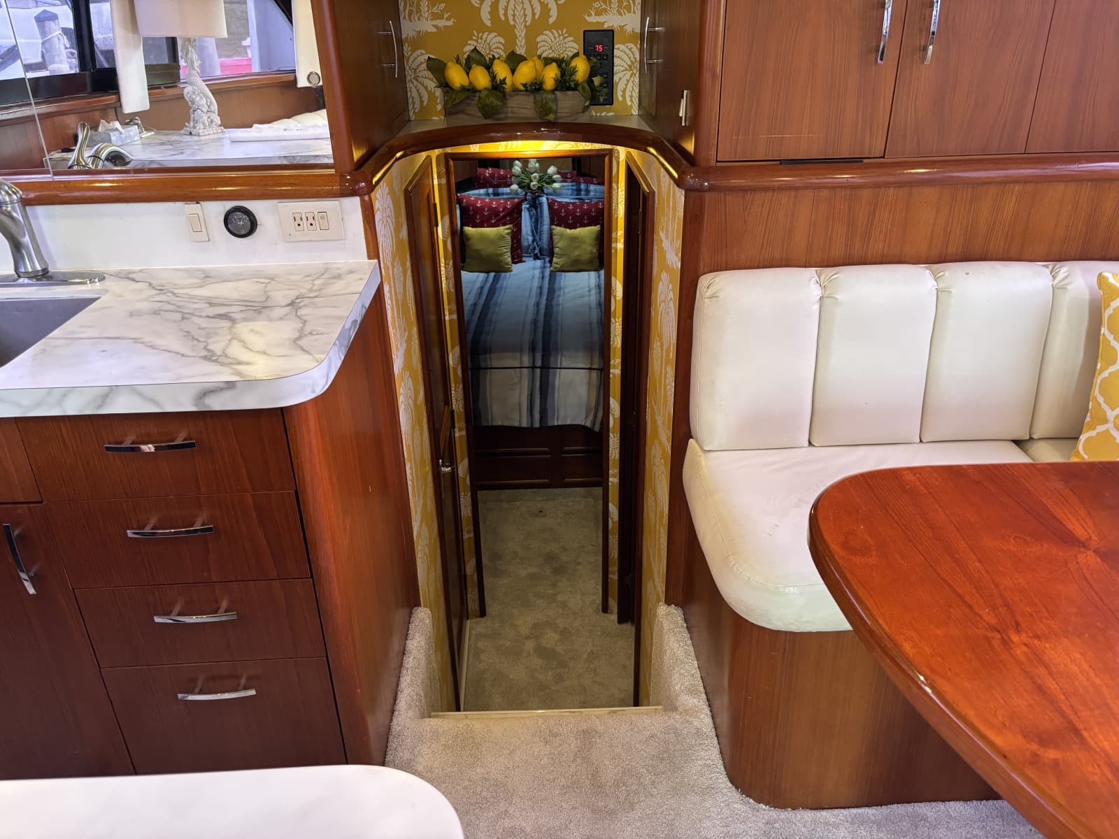 1995 Ocean Cockpit Motor Yacht - Photo 12