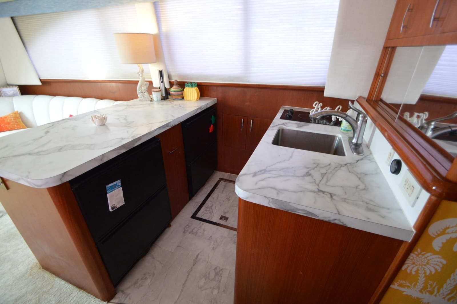 1995 Ocean Cockpit Motor Yacht - Photo 13