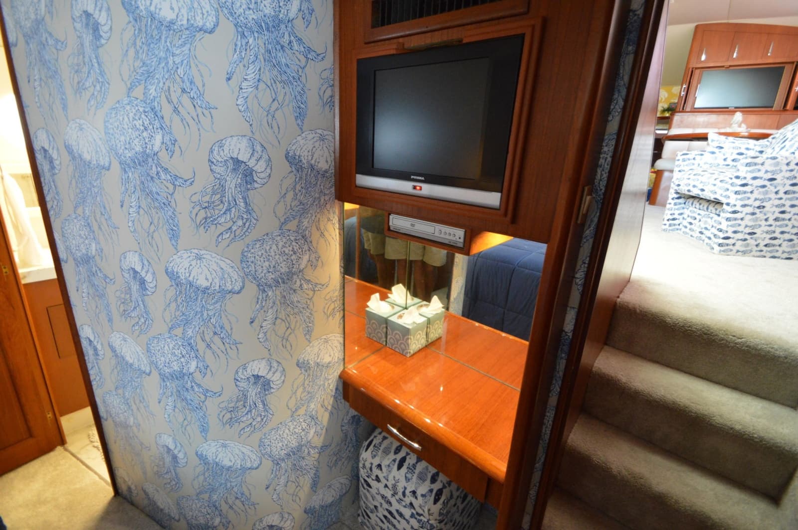 1995 Ocean Cockpit Motor Yacht - Photo 33