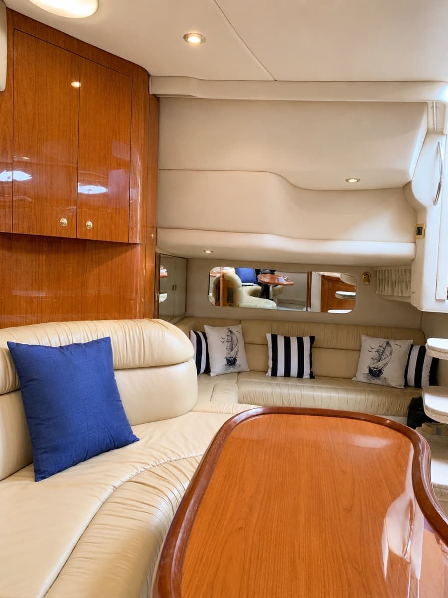 2001 Sea Ray 380 Sundancer - Photo 8