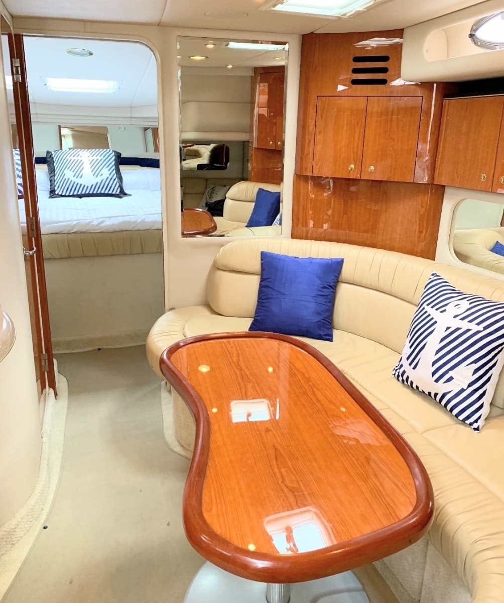 2001 Sea Ray 380 Sundancer - Photo 9