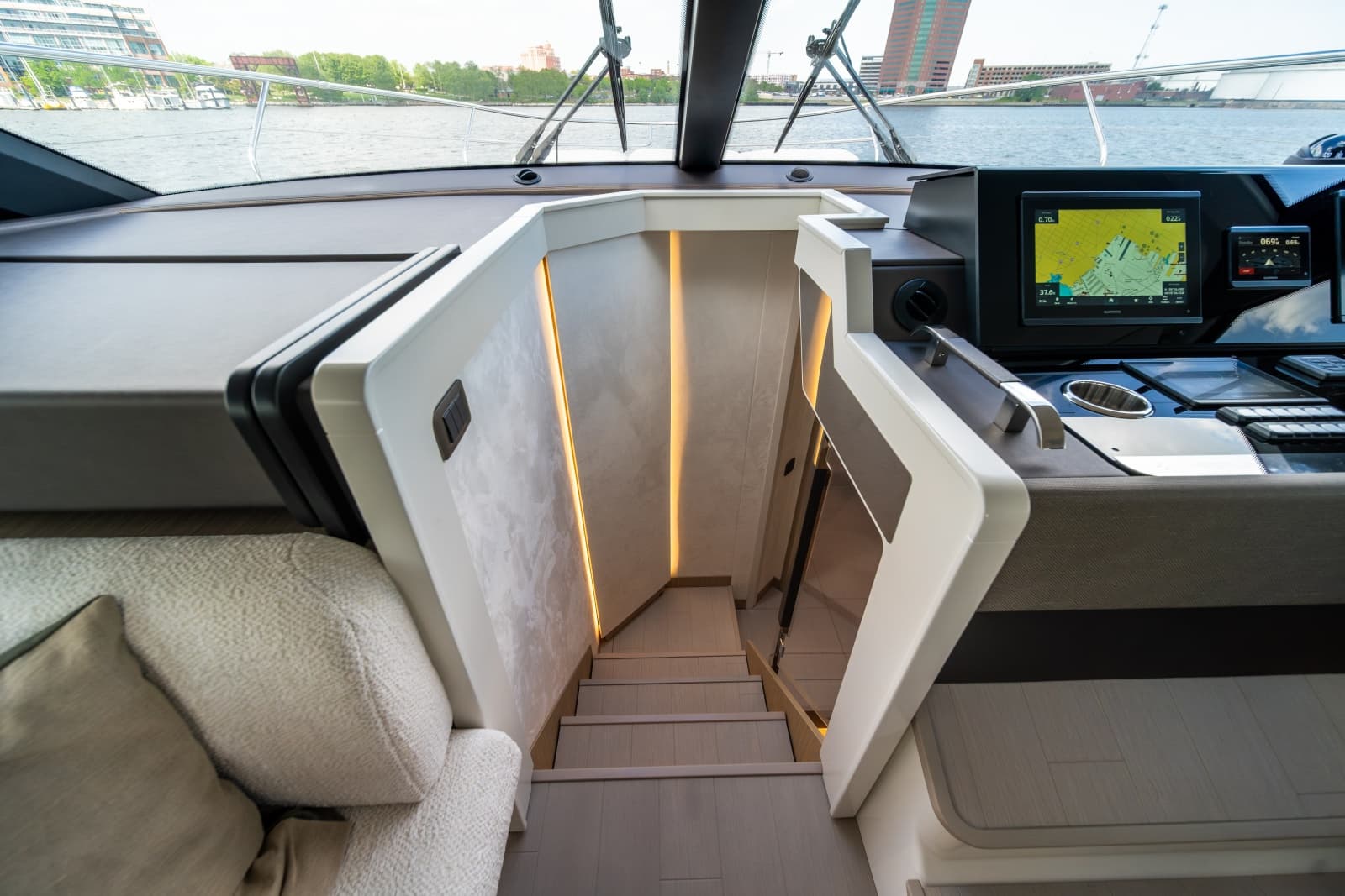 2025 Prestige F4.9 - Photo 13