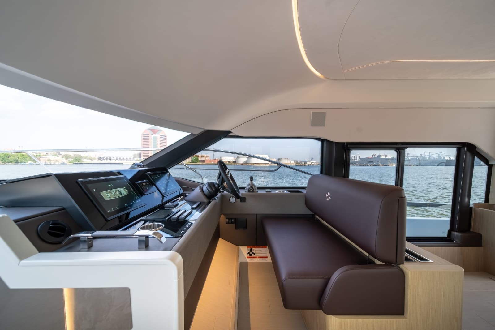2025 Prestige F4.9 - Photo 8