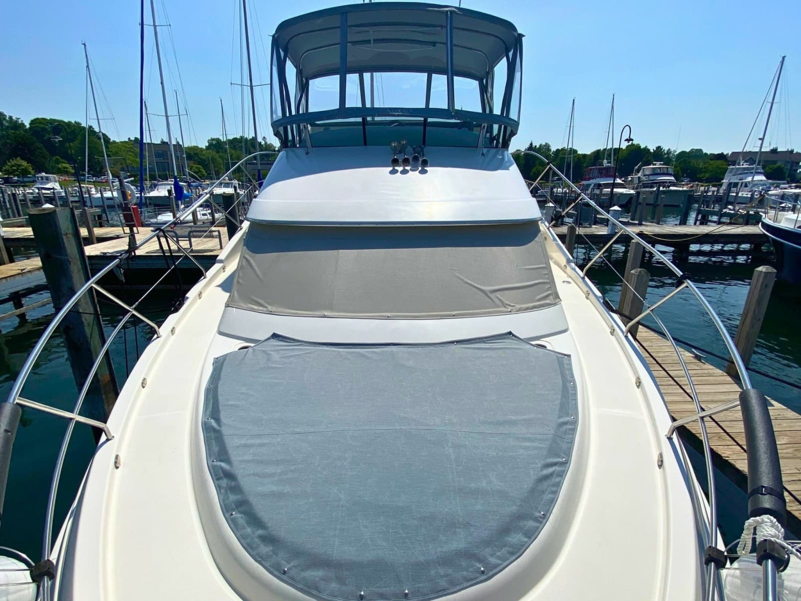 2003 Silverton 39 Motor Yacht - Photo 9