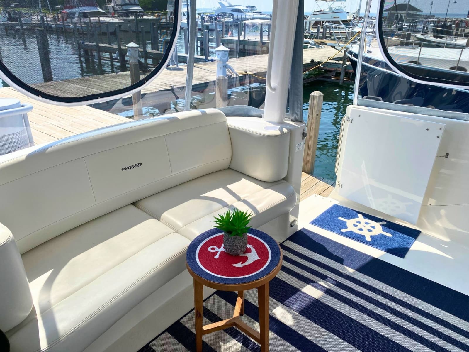 2003 Silverton 39 Motor Yacht - Photo 13
