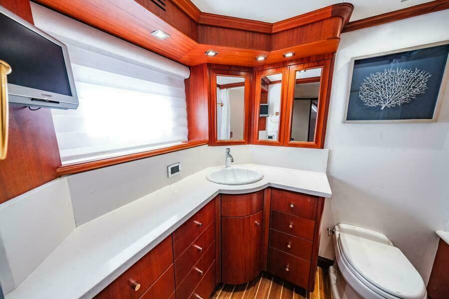 1995 Nordlund Raised Pilothouse - Photo 17