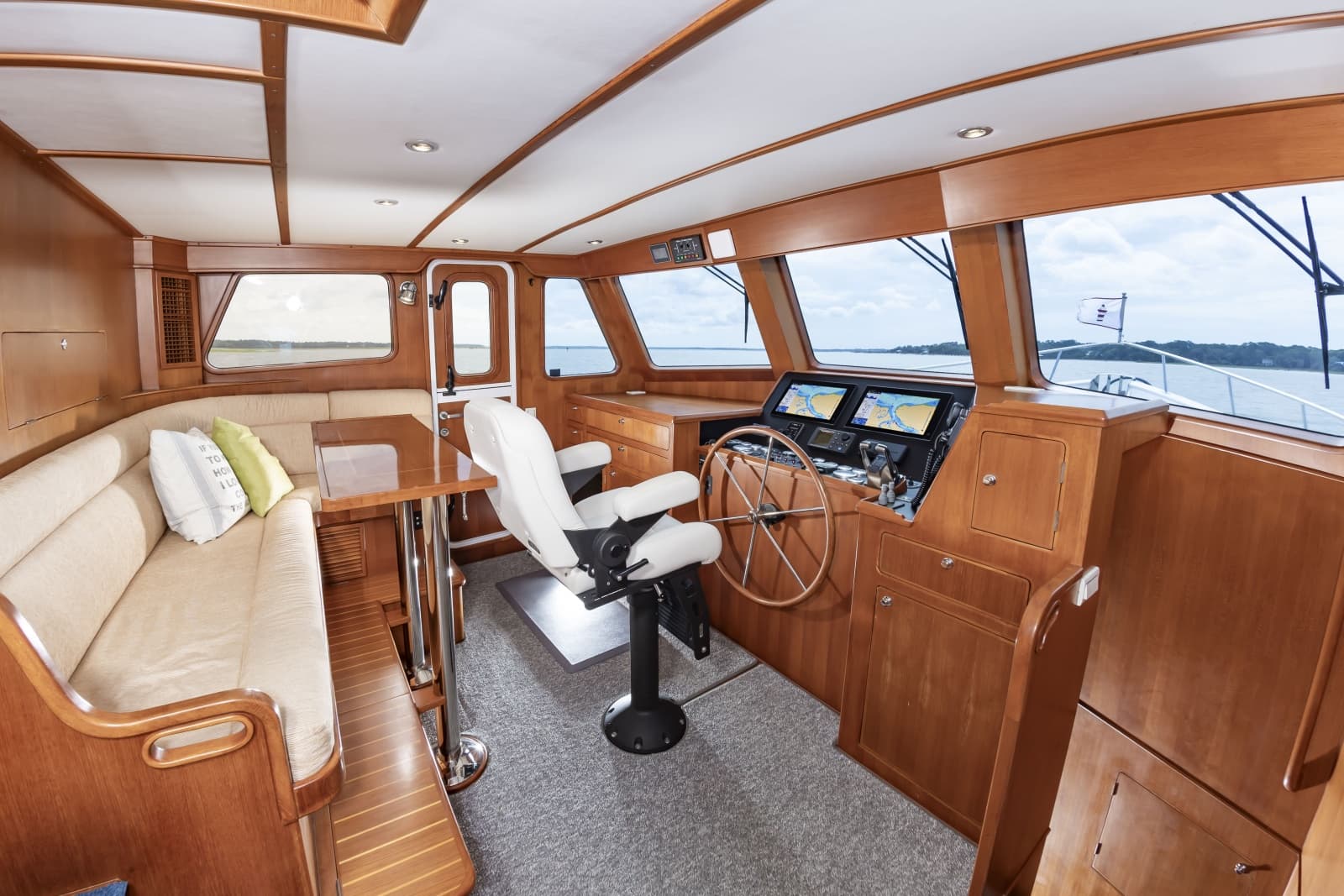 2016 DeFever Euro 52 - Photo 48