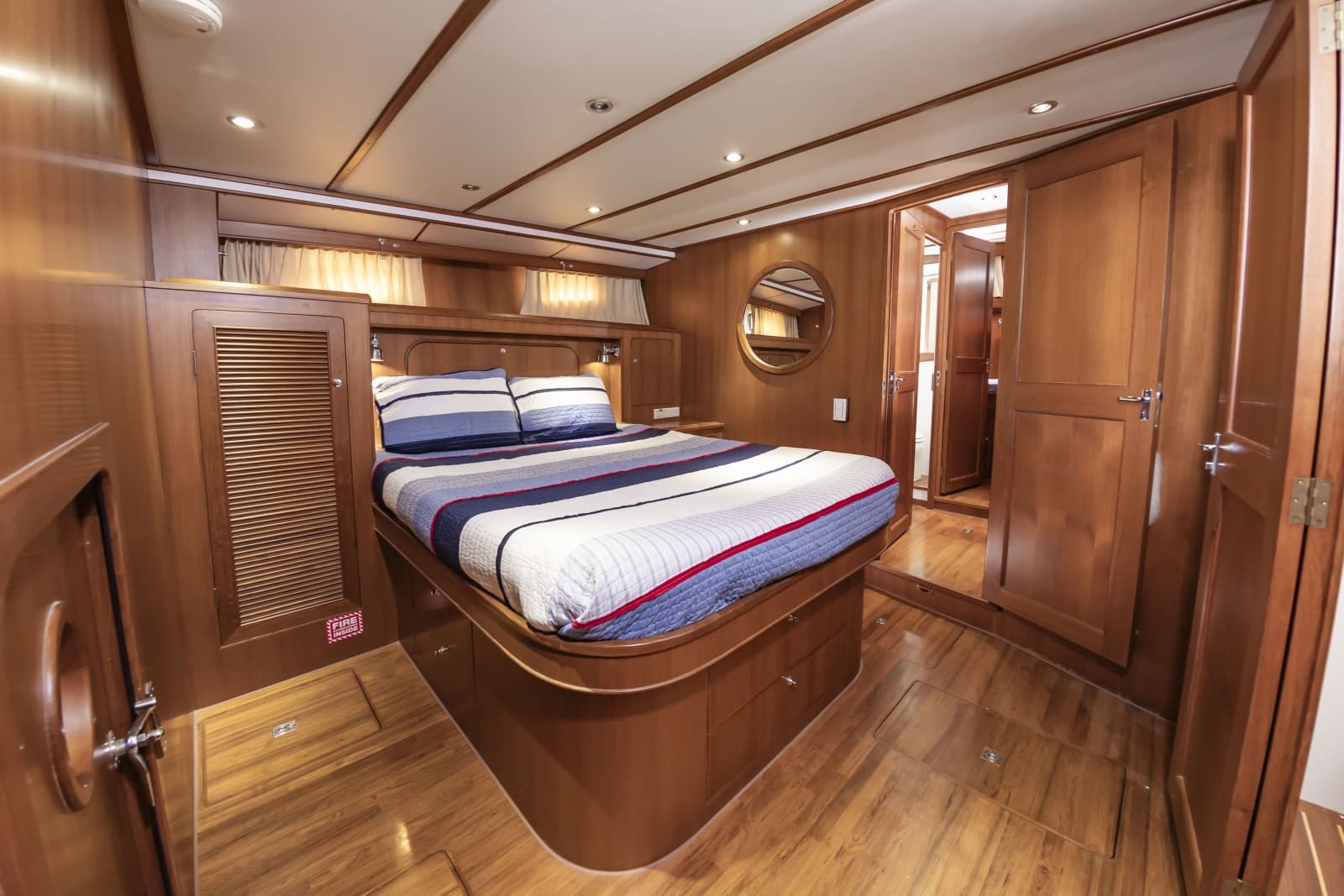 2016 DeFever Euro 52 - Photo 56