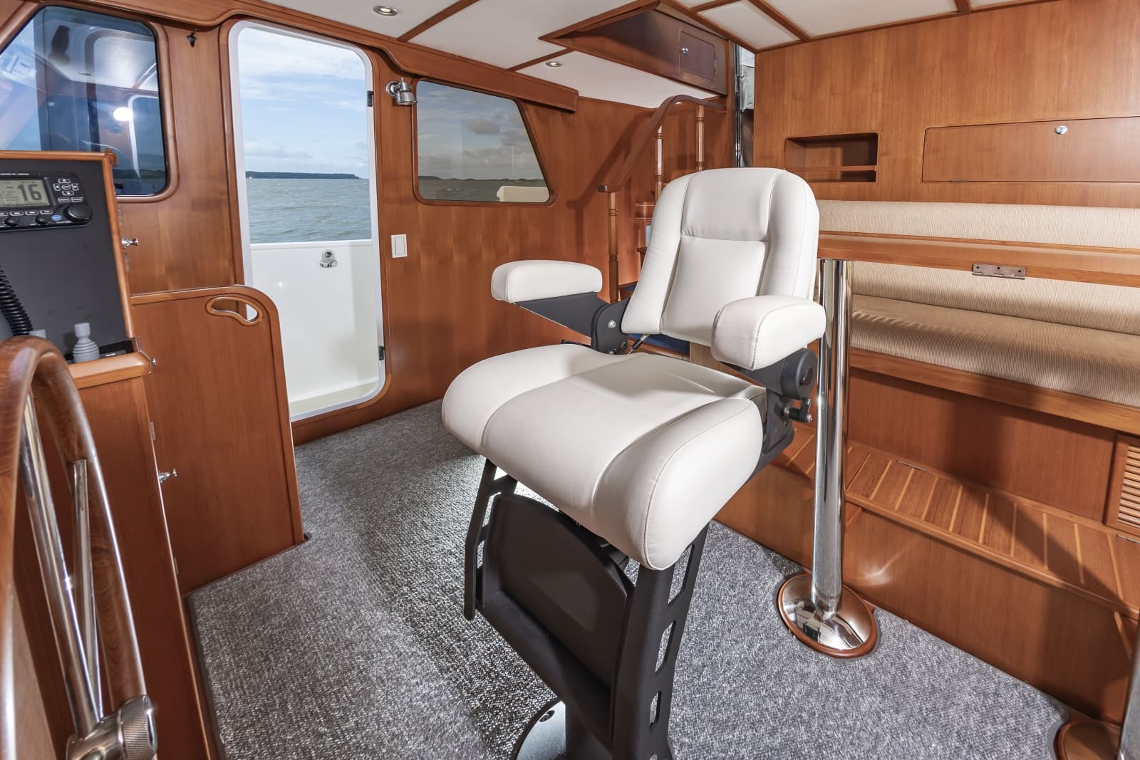 2016 DeFever Euro 52 - Photo 51