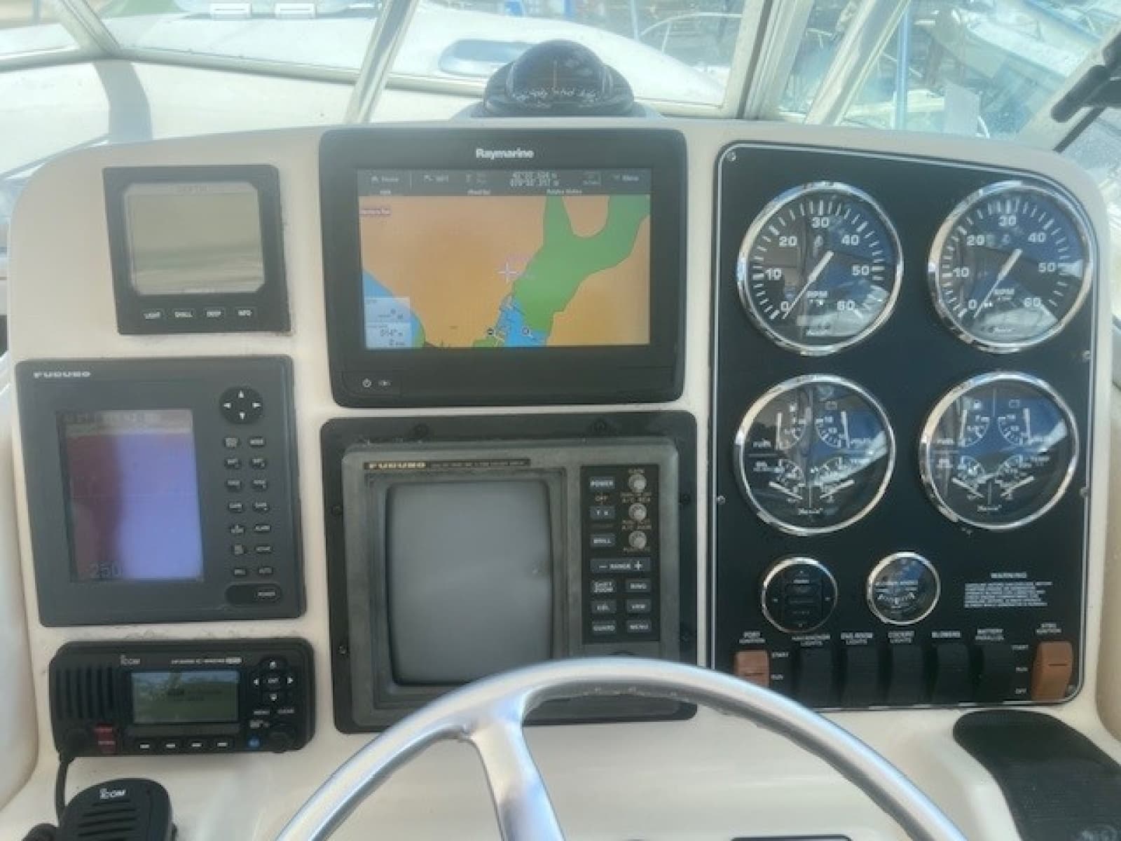 2003 Pursuit Express - Photo 22