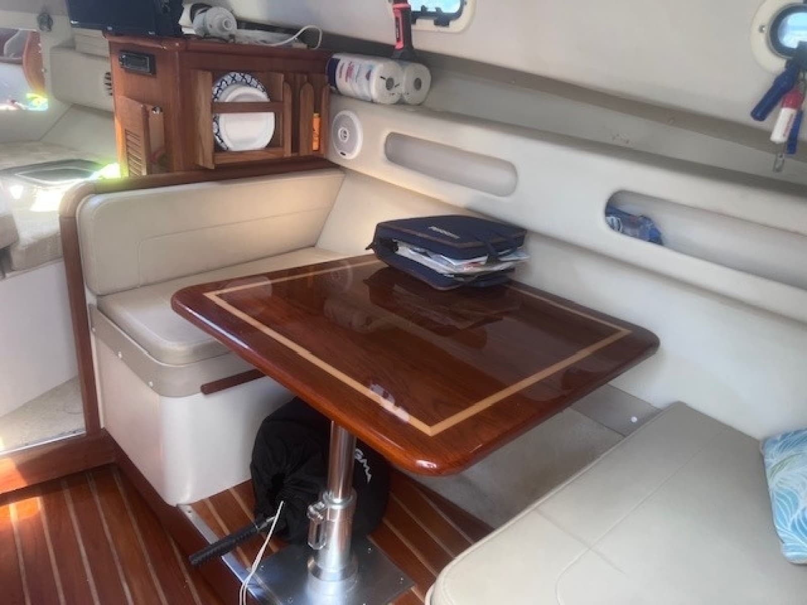 2003 Pursuit Express - Photo 31