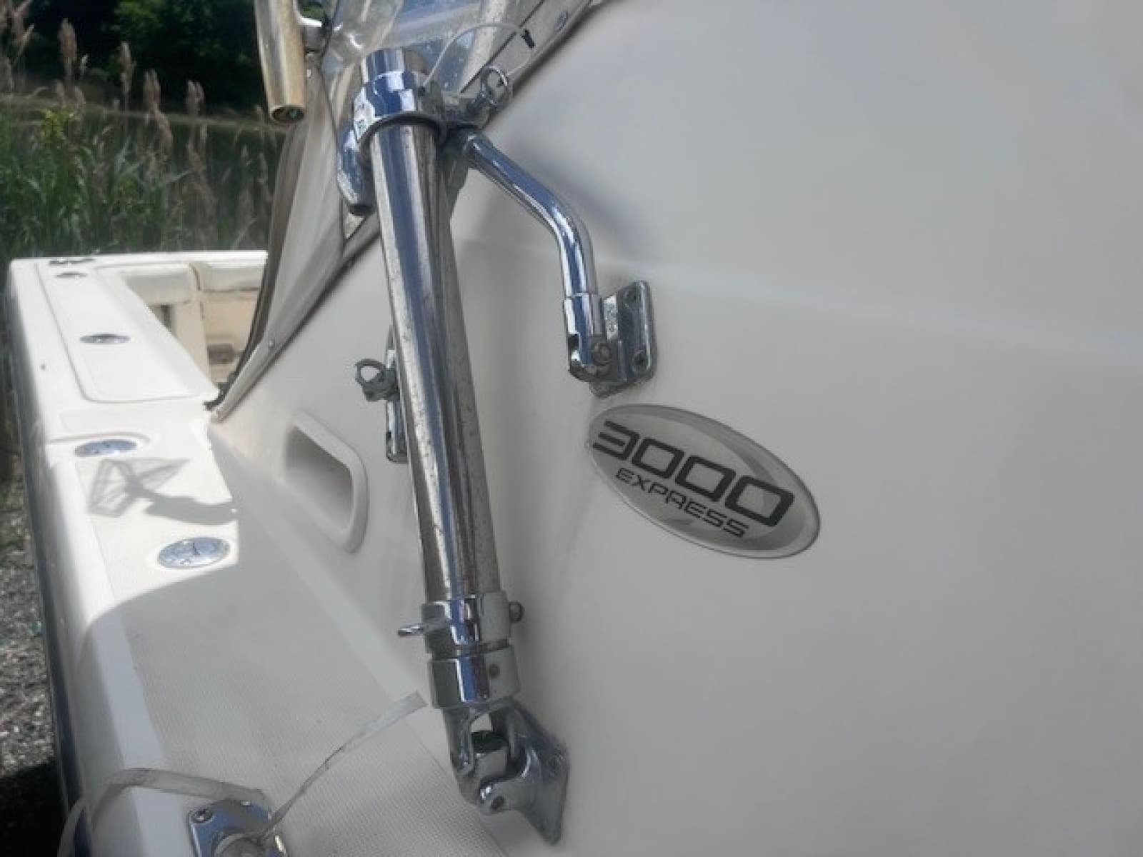 2003 Pursuit Express - Photo 19