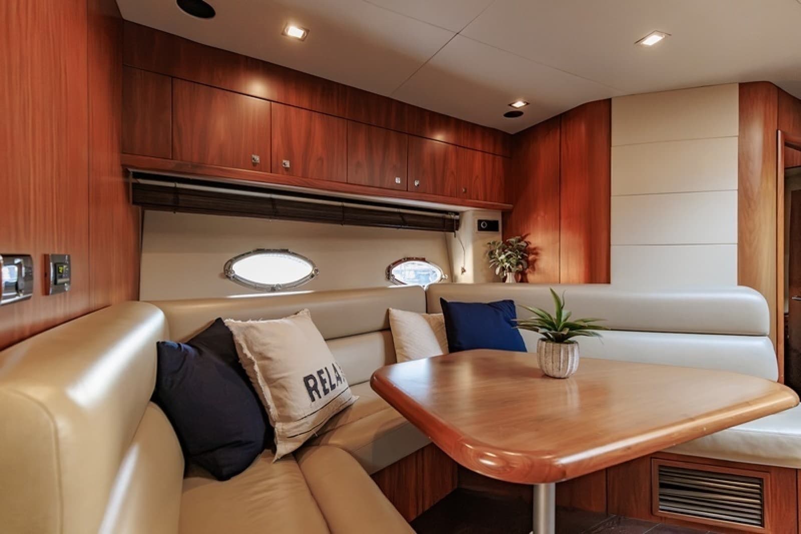 2009 Sunseeker Predator - Photo 54