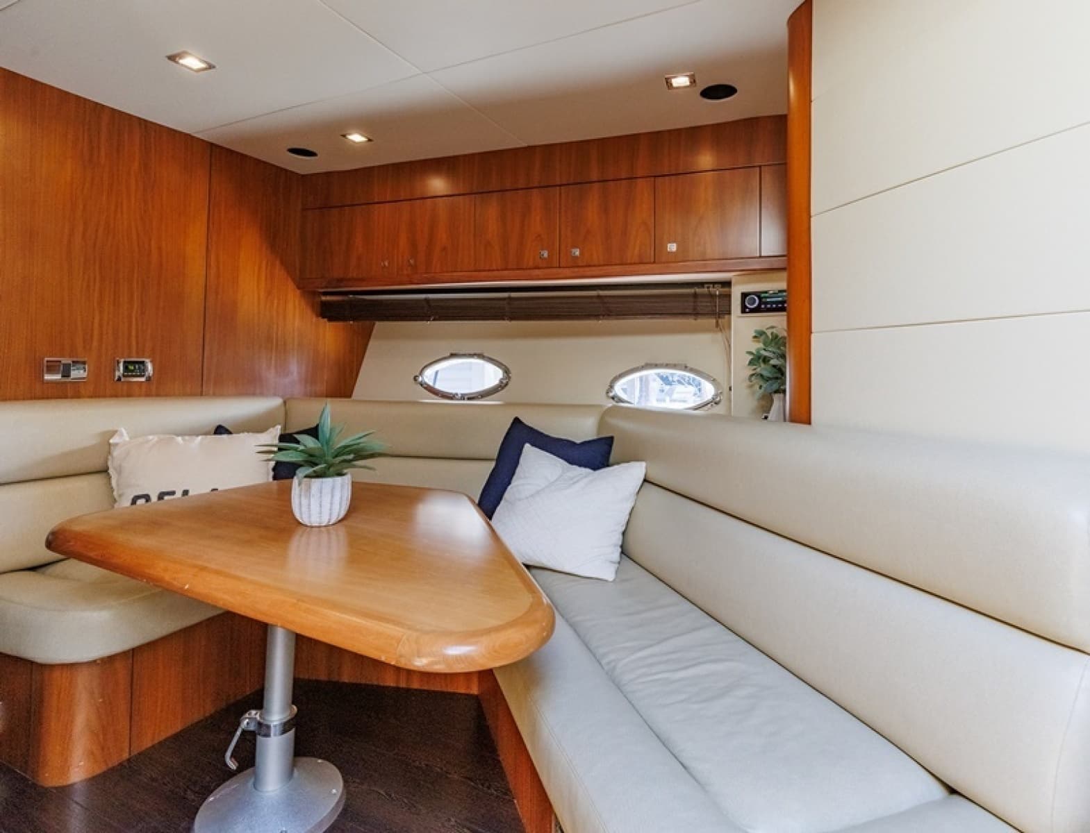 2009 Sunseeker Predator - Photo 27