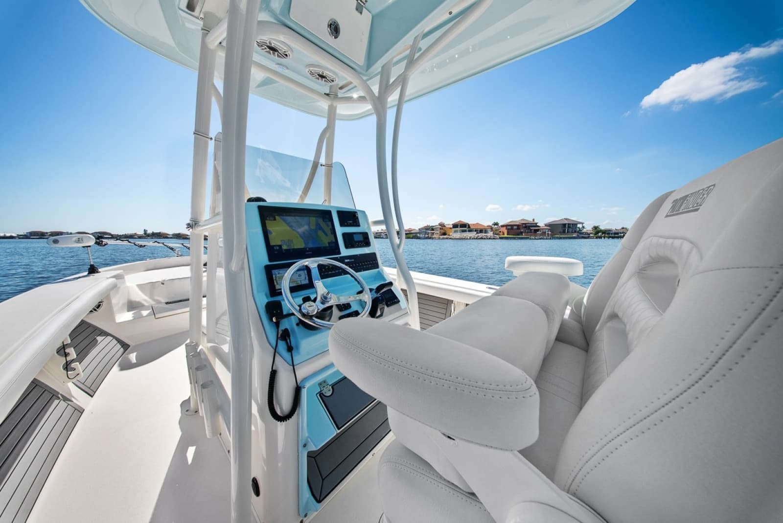 2021 Pathfinder 2700 Open - Photo 4