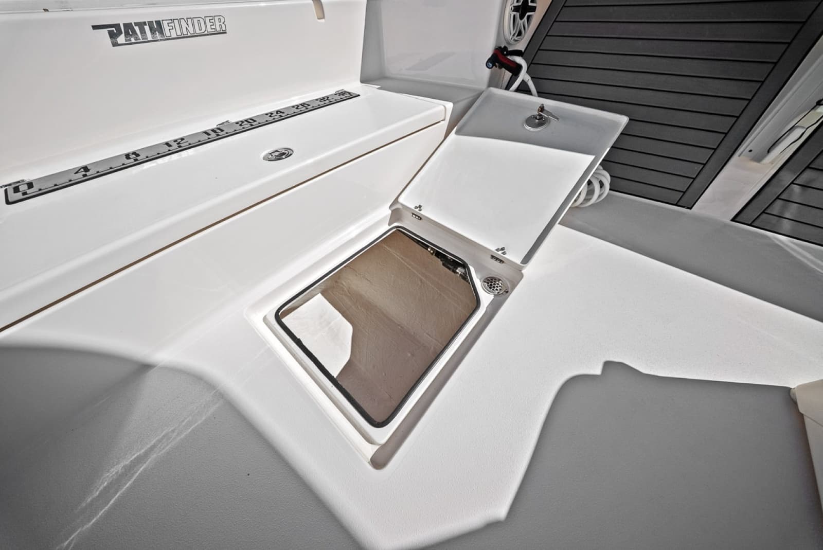 2021 Pathfinder 2700 Open - Photo 43