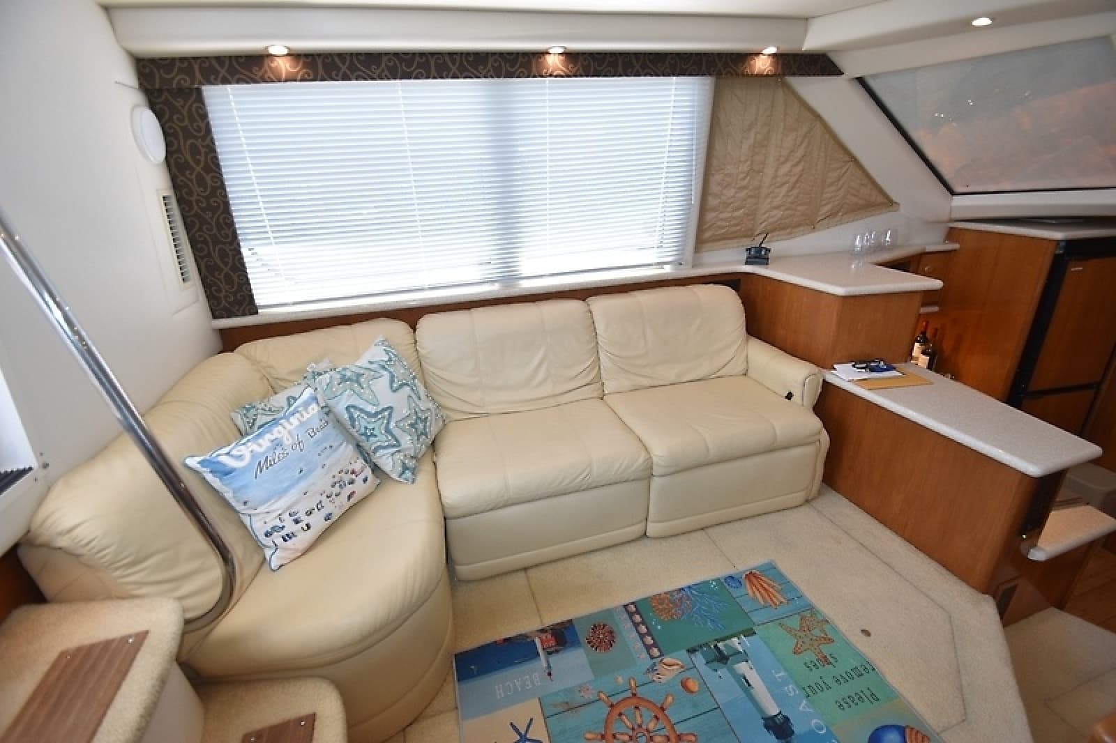 2001 Carver 356 Motoryacht - Photo 24