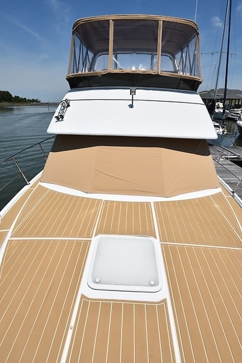 2001 Carver 356 Motoryacht - Photo 53