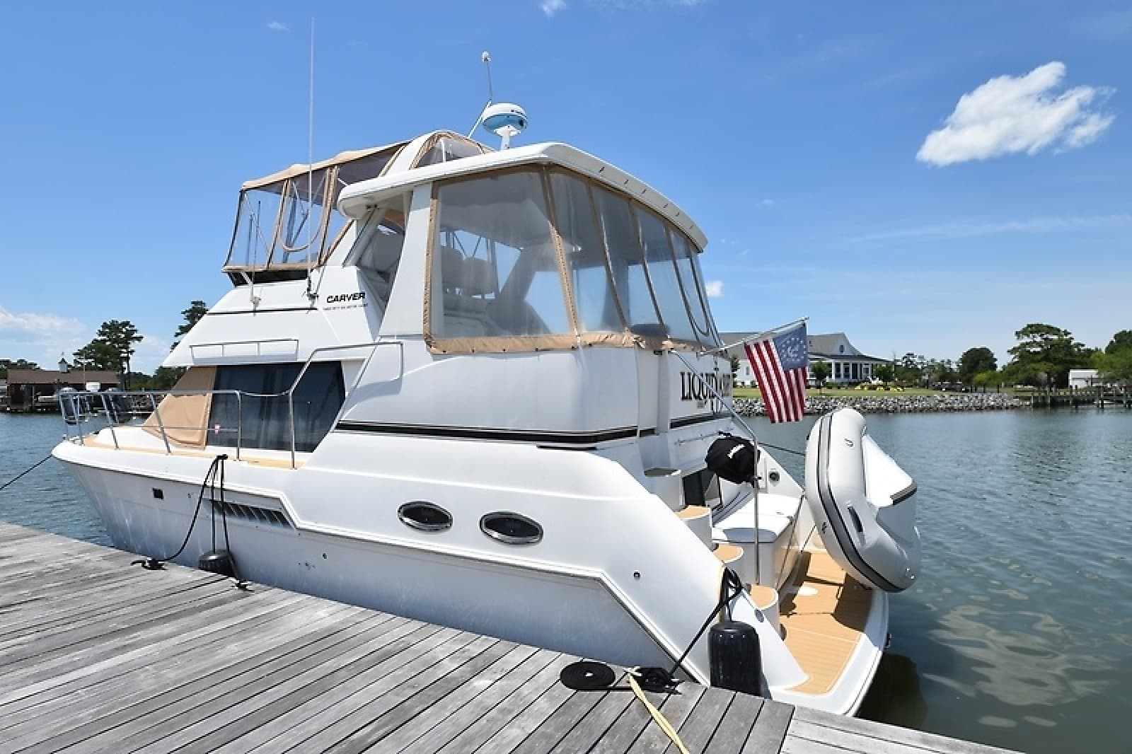 2001 Carver 356 Motoryacht - Photo 5
