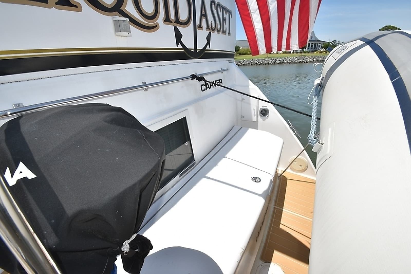 2001 Carver 356 Motoryacht - Photo 9