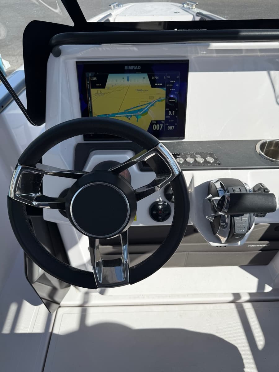 2022 Axopar 22 T-Top - Photo 4