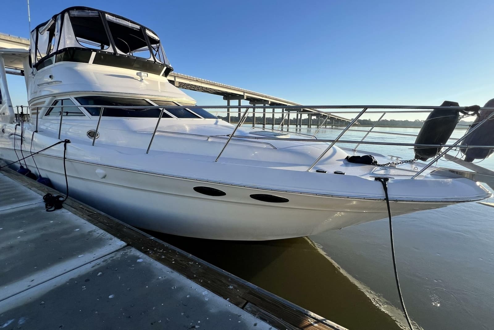 1999 Sea Ray 420 Aft Cabin - Photo 10
