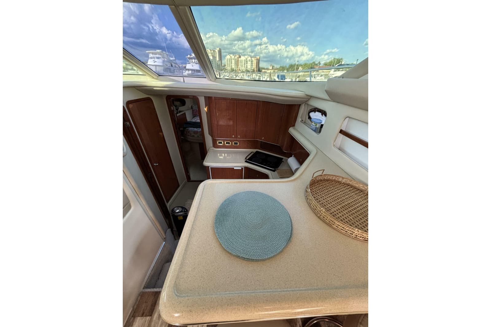 1999 Sea Ray 420 Aft Cabin - Photo 35