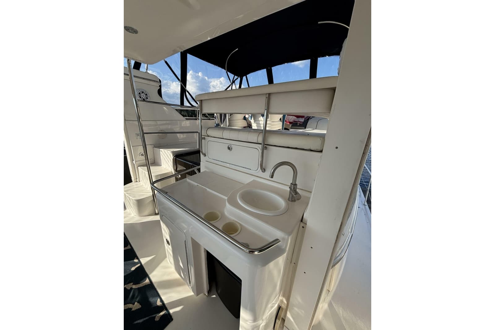 1999 Sea Ray 420 Aft Cabin - Photo 18