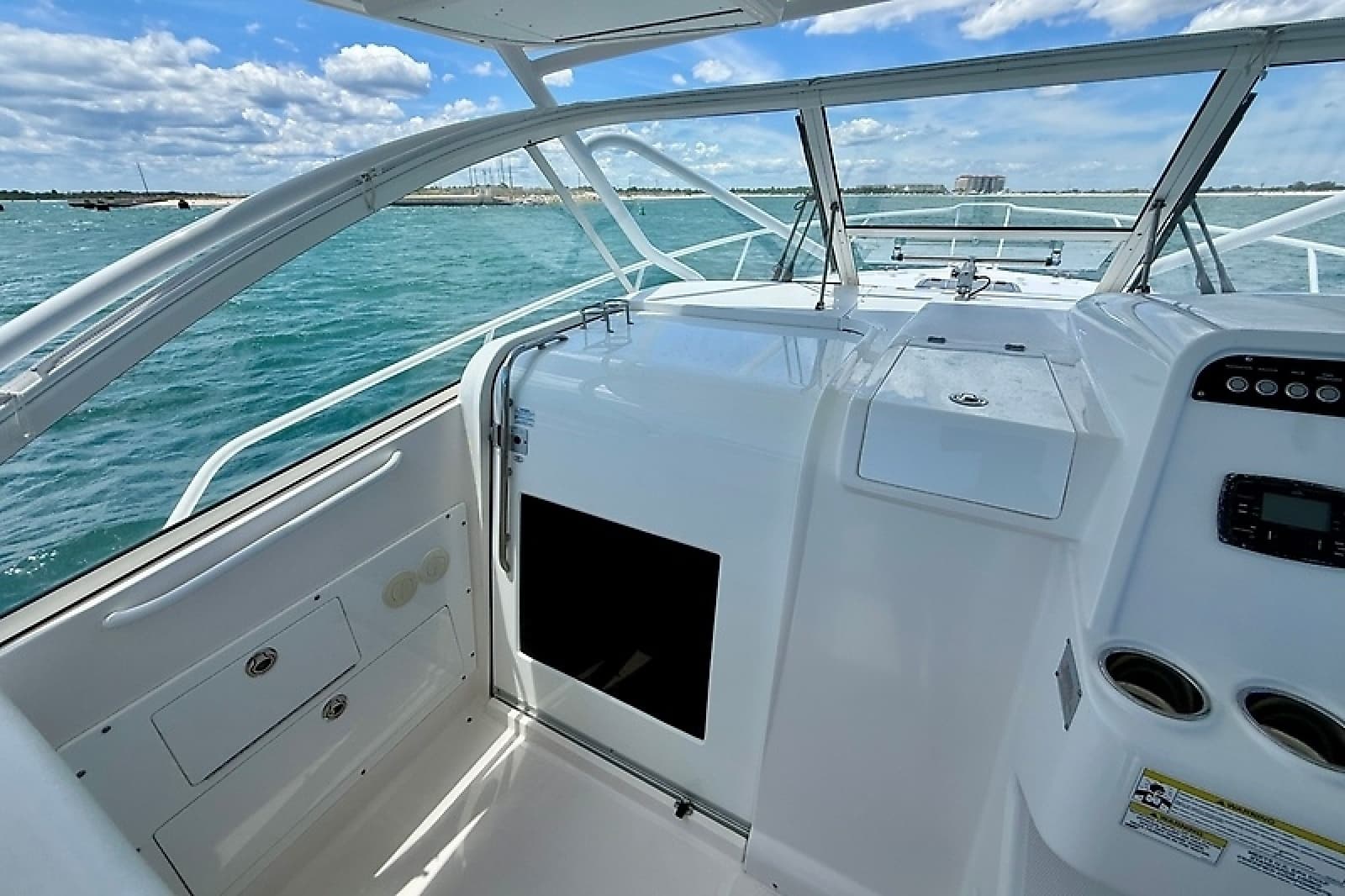 2015 Edgewater 335 Express - Photo 48
