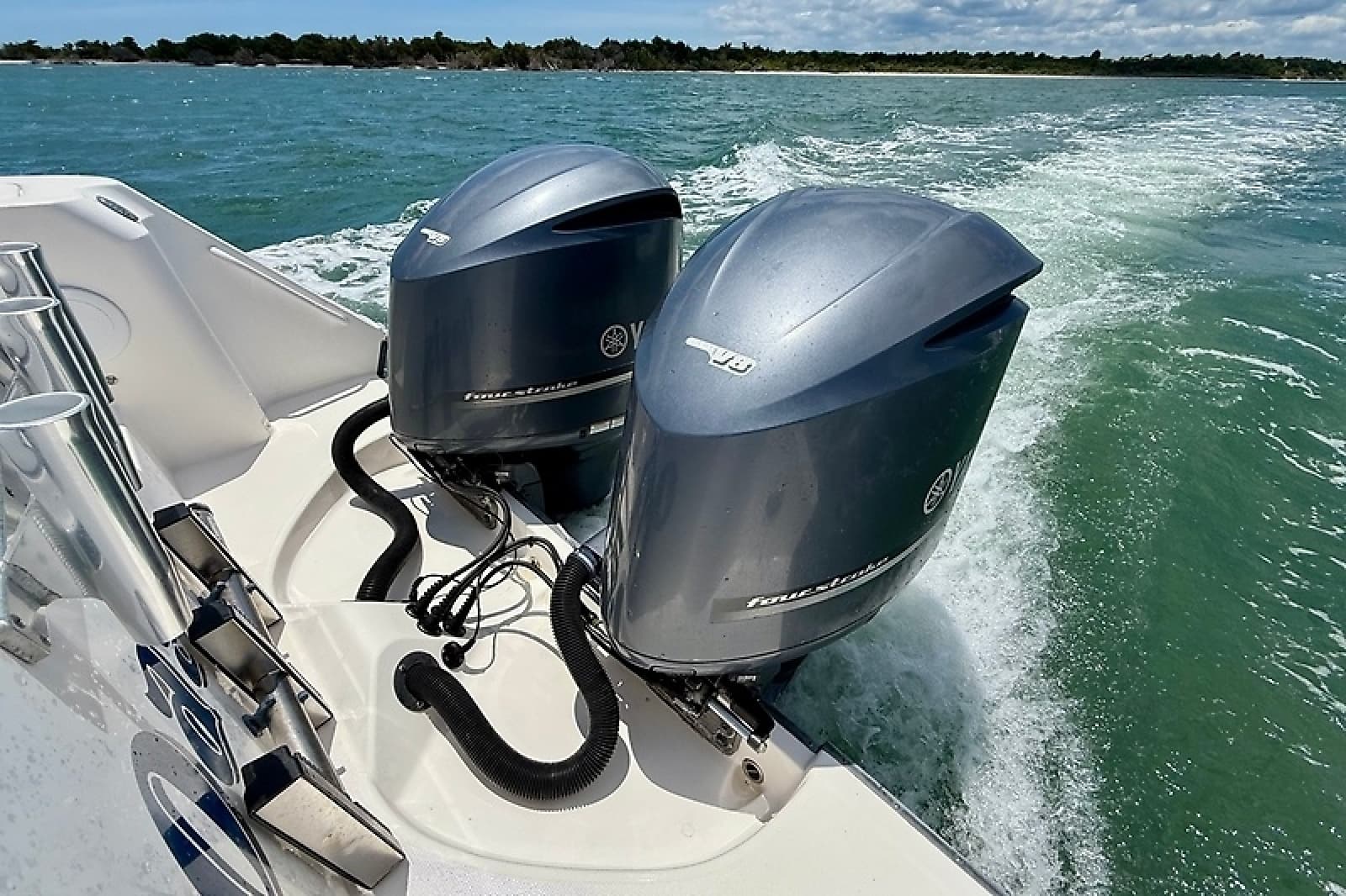 2015 Edgewater 335 Express - Photo 32