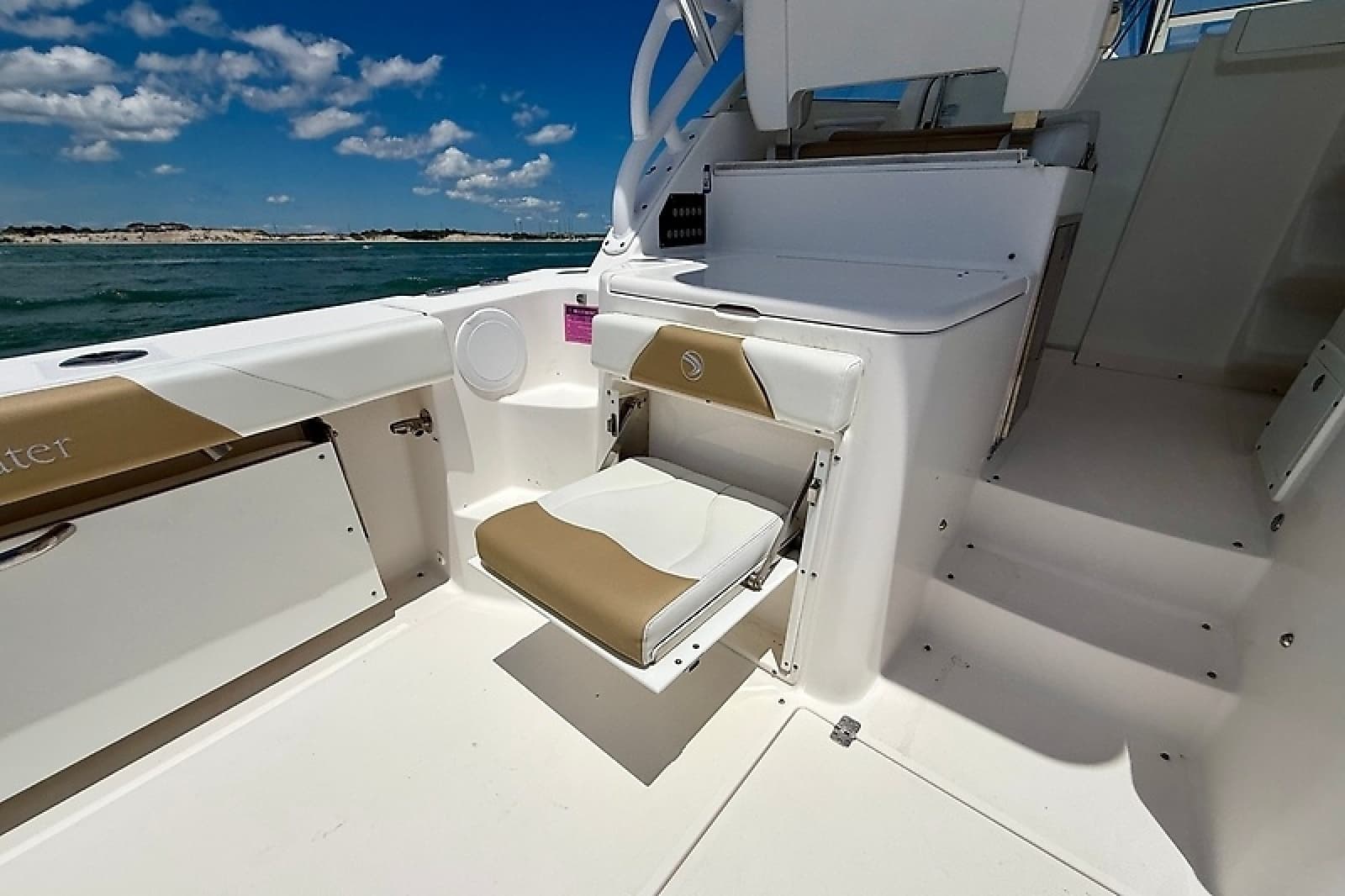 2015 Edgewater 335 Express - Photo 40
