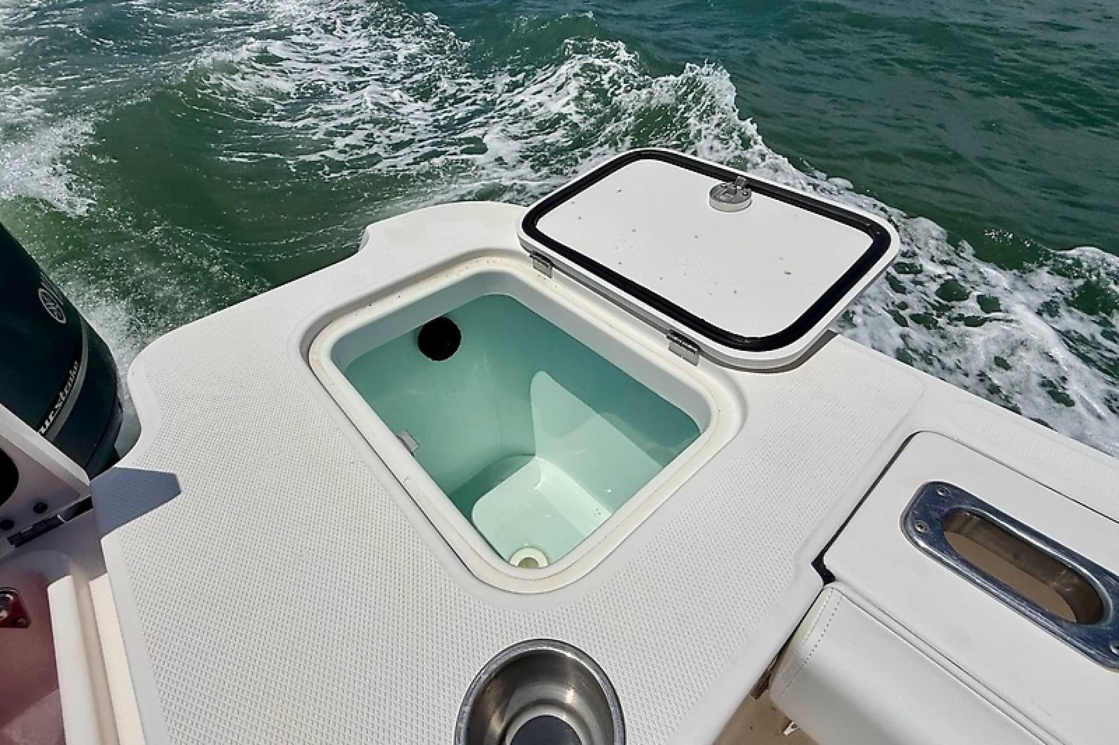 2015 Edgewater 335 Express - Photo 39