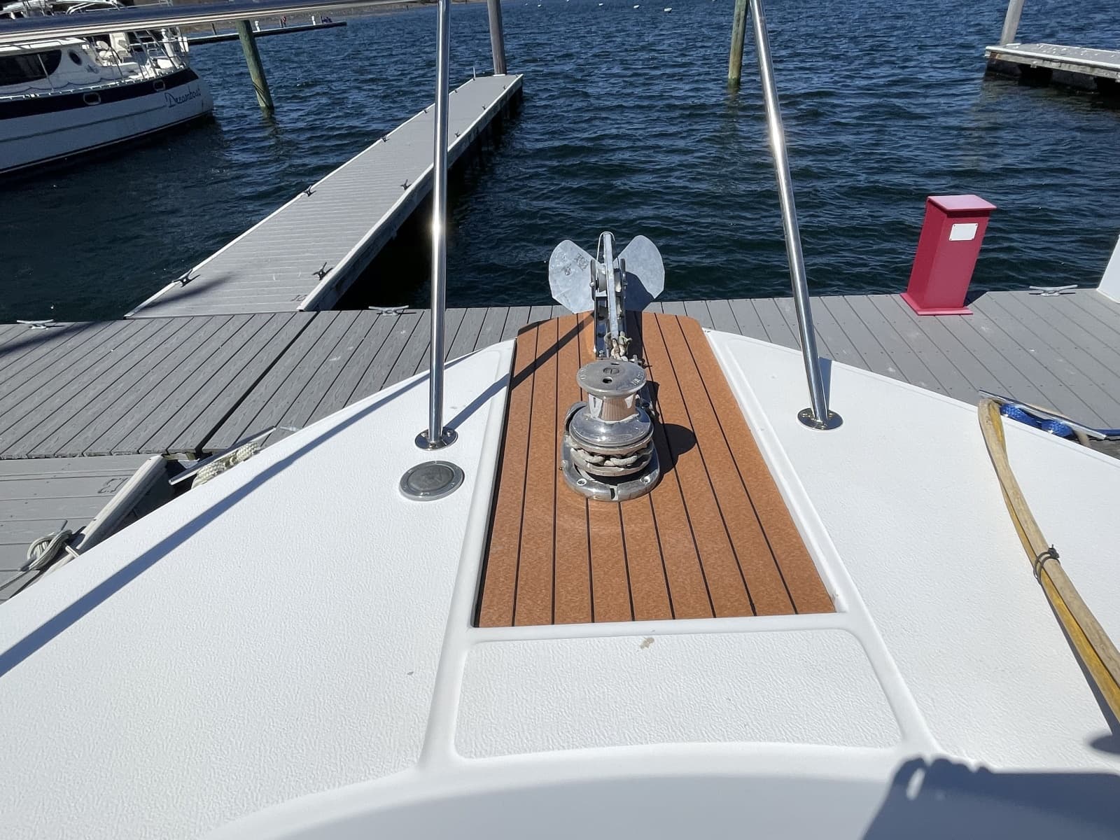 1990 Sea Ray 390 Express Cruiser - Photo 19