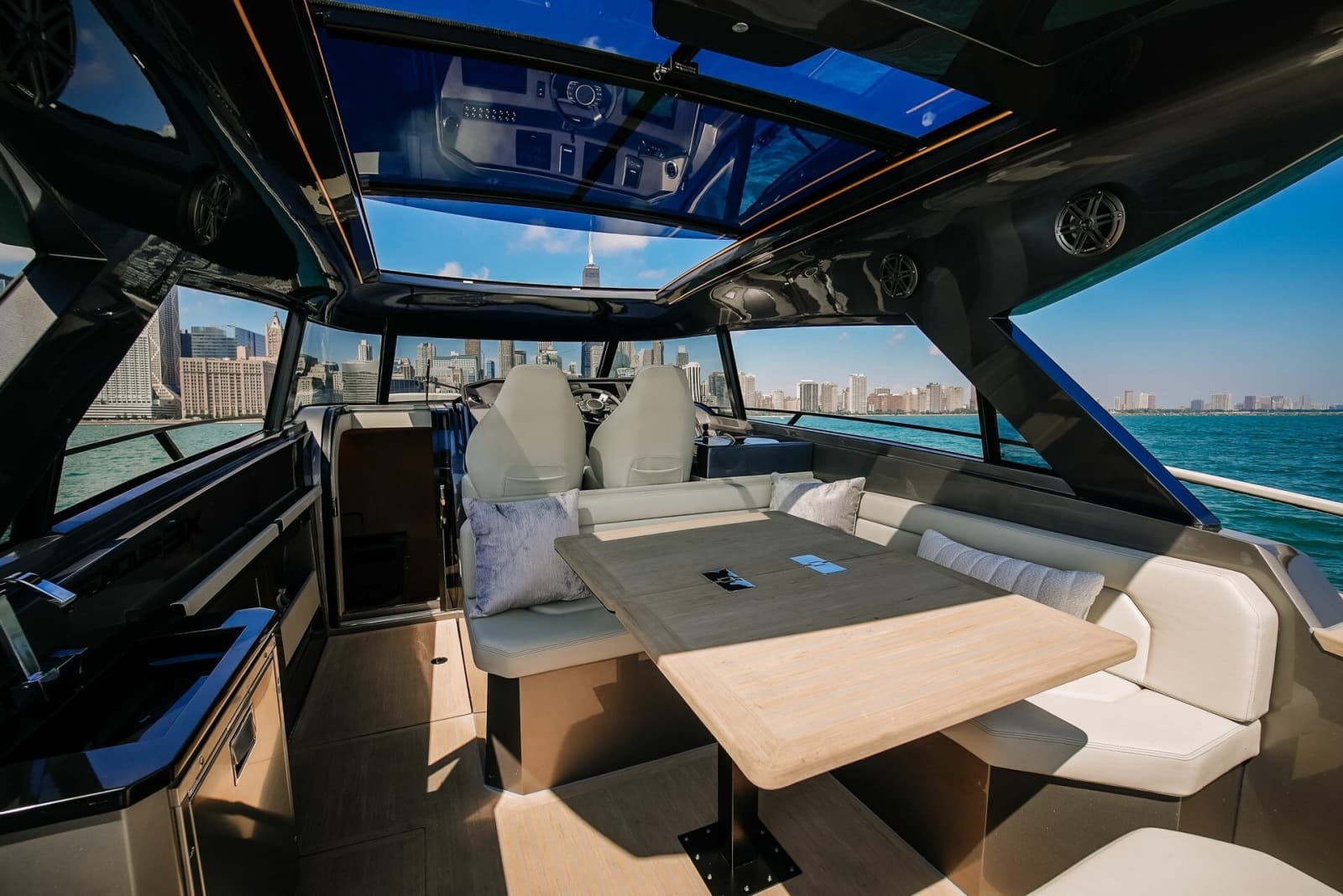 2027 Focus Motor Yachts 3X - Photo 18